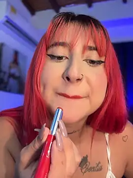 ashlyrey-1 online show from April 29, 2026, 2:32 pm