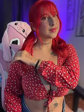 ashlyrey-1 online show from May 9, 2026, 3:48 pm