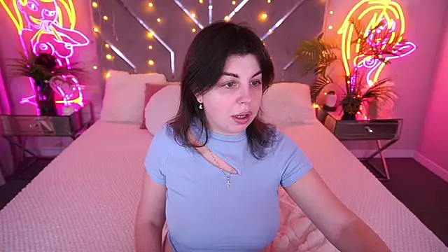 MirandaWong online show from February 25, 2026, 5:29 am