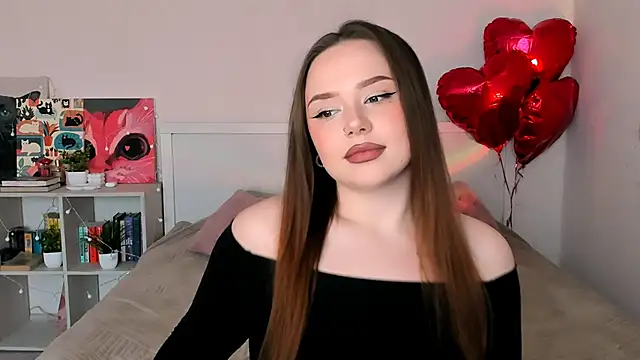 Snapshot of LittleKiitten chatting on June 7, 2026, 2:55 pm LittleKiitten online show from June 7, 2026, 2:55 pm