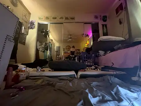 Snapshot of Johndoe2292 chatting on February 22, 2026, 7:04 pm Johndoe2292 online show from February 22, 2026, 7:04 pm