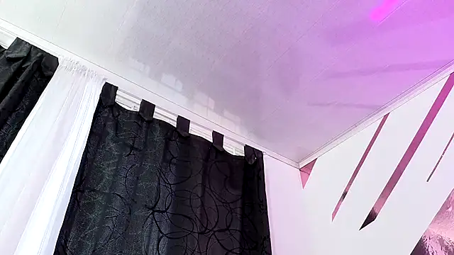 Snapshot of Kitten_Hot_ chatting on October 30, 2025, 11:08 am Kitten Hot online show from October 30, 2025, 11:08 am