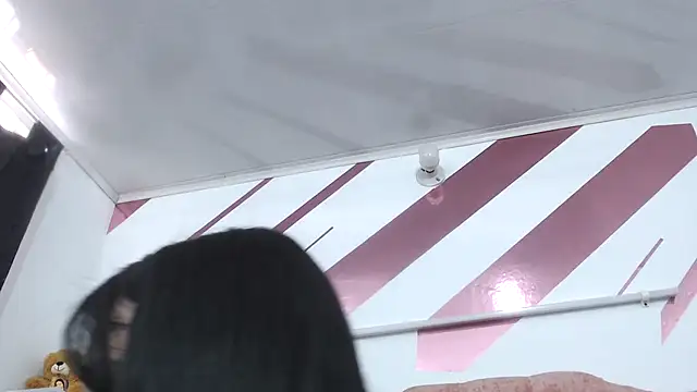 Snapshot of Kitten_Hot_ chatting on November 15, 2025, 2:43 pm Kitten Hot online show from November 15, 2025, 2:43 pm