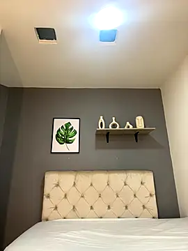 Snapshot of Soe_Lara chatting on November 20, 2025, 10:49 am Soe Lara online show from November 20, 2025, 10:49 am