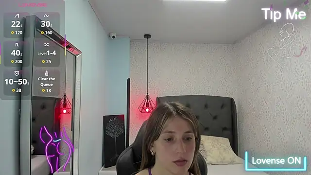 Snapshot of MAGNOLEROY chatting on February 17, 2026, 12:57 pm MAGNOLEROY online show from February 17, 2026, 12:57 pm