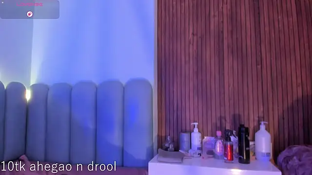 curvy rousi online show from March 8, 2026, 12:05 am