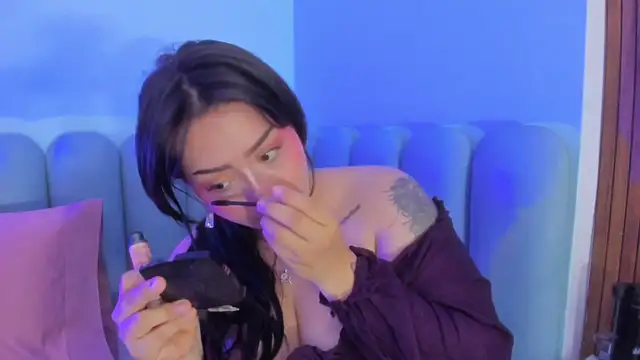 curvy rousi online show from March 4, 2026, 12:13 pm