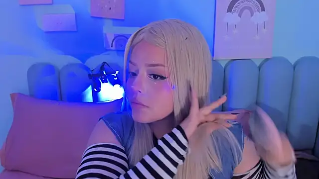 Snapshot of curvy_rousi chatting on November 5, 2025, 11:46 am curvy rousi online show from November 5, 2025, 11:46 am