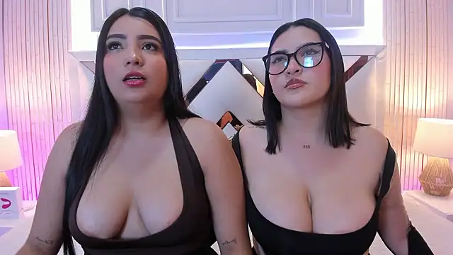 madeleine2112 online show from February 4, 2026, 4:07 am