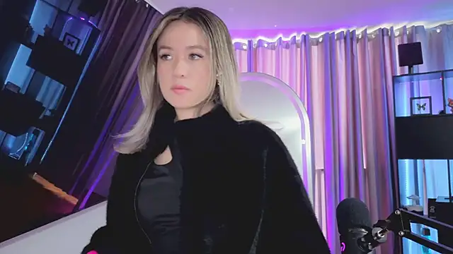 sexfire lalita online show from June 1, 2026, 5:12 pm