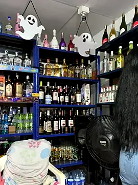 Snapshot of Hot_beauty__ chatting on November 2, 2025, 12:59 am Hot beauty online show from November 2, 2025, 12:59 am