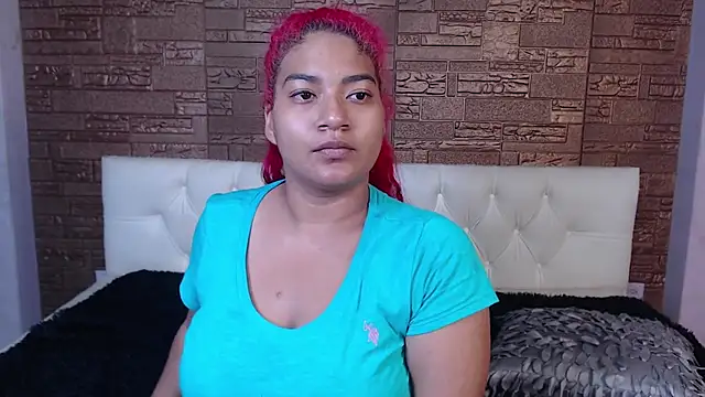 Snapshot of Arii-Ruiz chatting on January 22, 2025, 5:16 am Arii-Ruiz online show from January 22, 2025, 5:16 am