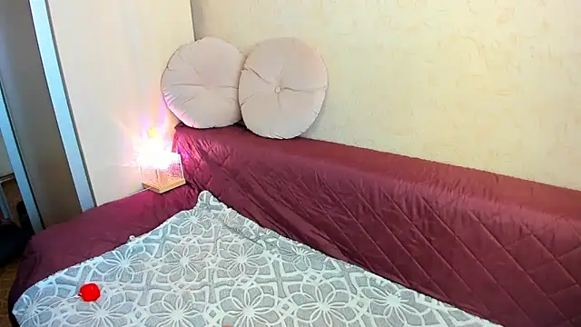 Snapshot of MelodyOfLovee chatting on March 27, 2026, 5:27 am MelodyOfLovee online show from March 27, 2026, 5:27 am