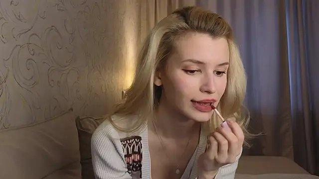 elsa limerence online show from March 5, 2026, 4:20 am