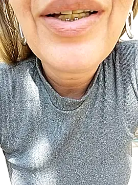 Snapshot of Biaangel34 chatting on September 19, 2025, 4:11 pm Biaangel34 online show from September 19, 2025, 4:11 pm