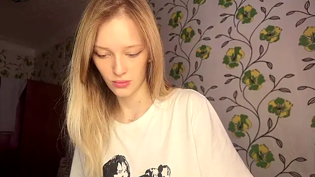 Evvie Summn1 online show from May 7, 2026, 6:06 am