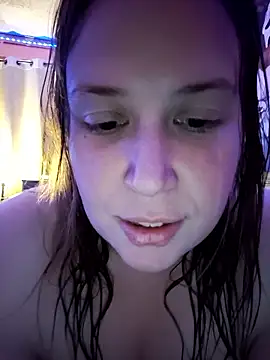 Snapshot of 023Longandjuicy chatting on November 25, 2025, 4:13 am 023Longandjuicy online show from November 25, 2025, 4:13 am