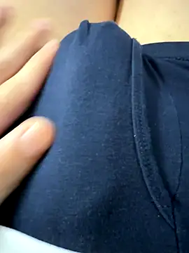 Snapshot of toooom845 chatting on October 15, 2025, 6:44 am toooom845 online show from October 15, 2025, 6:44 am