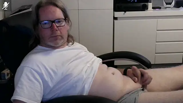VSteph online show from July 26, 2026, 9:32 pm