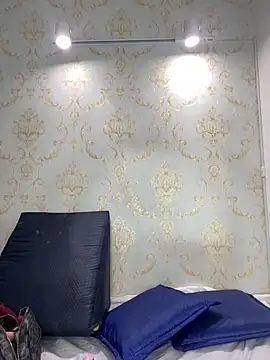 AnithaaYork online show from September 27, 2025, 11:38 am