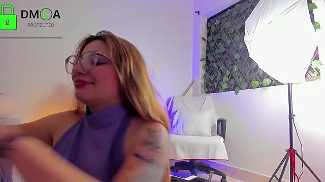 Snapshot of kathryn07 chatting on February 8, 2026, 2:09 am kathryn07 online show from February 8, 2026, 2:09 am