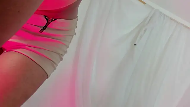 Itsme Daniela online show from October 21, 2025, 3:22 pm