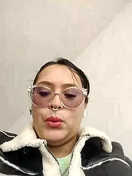 ambar 07 online show from March 8, 2025, 3:13 pm