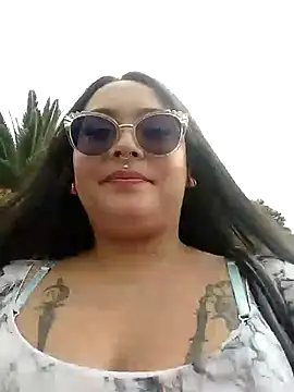 ambar 07 online show from February 5, 2025, 7:42 pm