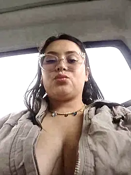ambar 07 online show from February 24, 2025, 9:52 pm