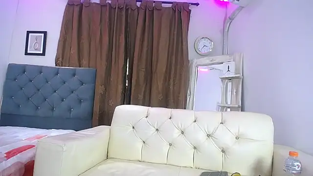 Isis queen1 online show from February 9, 2025, 9:49 pm