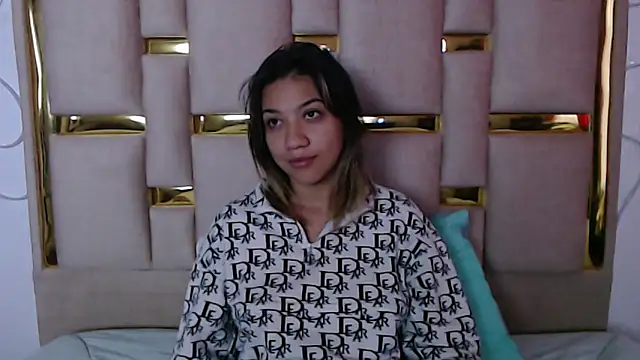 Snapshot of nina_carther chatting on October 12, 2025, 11:11 am nina carther online show from October 12, 2025, 11:11 am