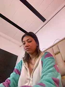 Snapshot of nina_carther chatting on October 8, 2025, 11:12 am nina carther online show from October 8, 2025, 11:12 am