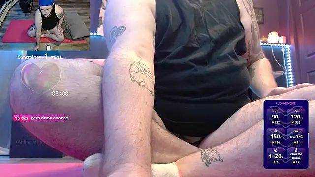 tuxedomasc 95 online show from November 30, 2025, 7:03 pm