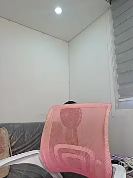 Anal Luucia online show from August 7, 2026, 12:44 pm