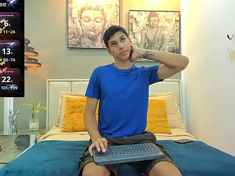 Snapshot of kieran_derek chatting on November 2, 2025, 3:22 am kieran derek online show from November 2, 2025, 3:22 am