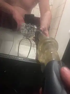 Snapshot of 6MataGarcia chatting on December 19, 2025, 7:55 am 6MataGarcia online show from December 19, 2025, 7:55 am