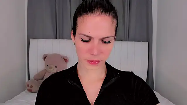 Snapshot of gatitavenecis chatting on November 1, 2025, 9:30 pm gatitavenecis online show from November 1, 2025, 9:30 pm