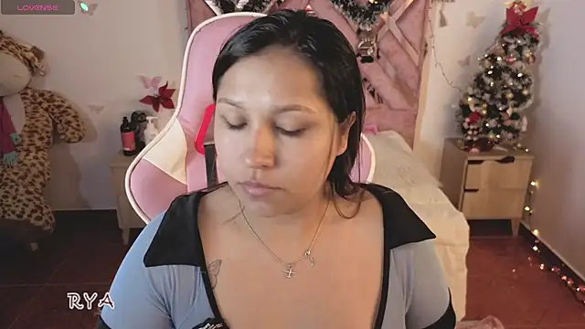 Diosa-afrodita online show from December 17, 2025, 1:54 am