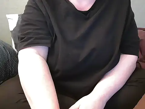 MarthaBriest online show from March 10, 2025, 2:37 pm