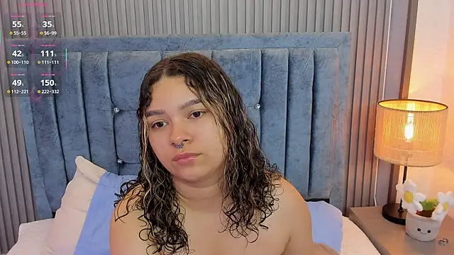 Snapshot of pretty_sunlight_ chatting on July 30, 2026, 12:32 am pretty sunlight online show from July 30, 2026, 12:32 am