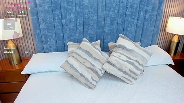 Snapshot of pretty_sunlight_ chatting on November 5, 2025, 2:14 am pretty sunlight online show from November 5, 2025, 2:14 am