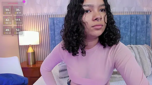 Snapshot of pretty_sunlight_ chatting on November 23, 2025, 1:37 am pretty sunlight online show from November 23, 2025, 1:37 am