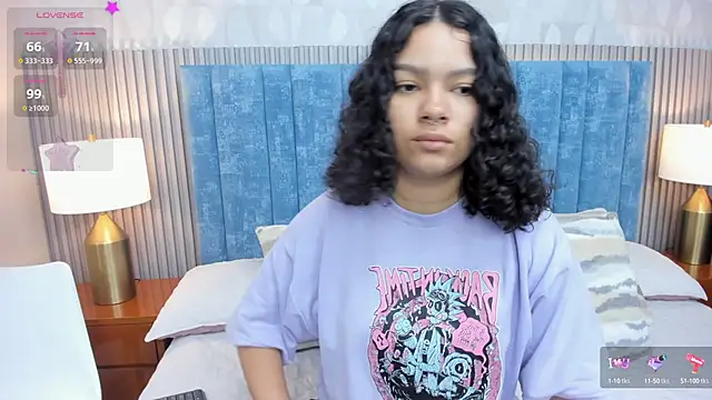 Snapshot of pretty_sunlight_ chatting on October 24, 2025, 1:37 am pretty sunlight online show from October 24, 2025, 1:37 am