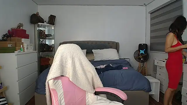 Snapshot of aya_saki chatting on November 18, 2025, 10:40 am aya saki online show from November 18, 2025, 10:40 am