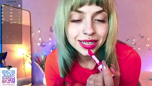 lavenderluxe online show from April 20, 2026, 8:54 pm