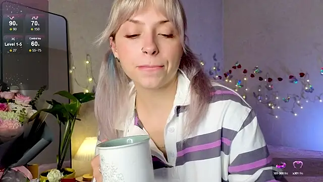 Snapshot of lavenderluxe chatting on September 10, 2025, 11:53 am lavenderluxe online show from September 10, 2025, 11:53 am