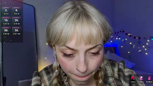 Snapshot of lavenderluxe chatting on March 21, 2025, 1:12 pm lavenderluxe online show from March 21, 2025, 1:12 pm