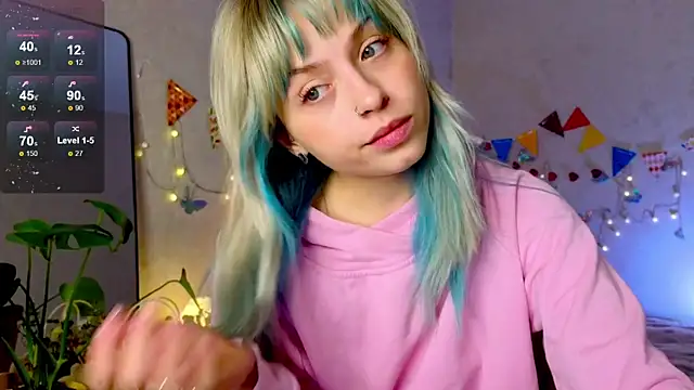 Snapshot of lavenderluxe chatting on October 1, 2025, 6:51 am lavenderluxe online show from October 1, 2025, 6:51 am