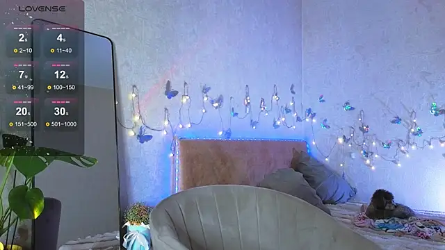 Snapshot of lavenderluxe chatting on December 3, 2025, 1:21 pm lavenderluxe online show from December 3, 2025, 1:21 pm