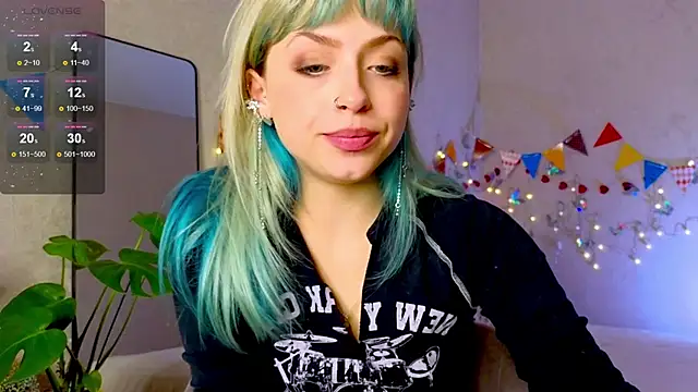 Snapshot of lavenderluxe chatting on October 25, 2025, 10:25 am lavenderluxe online show from October 25, 2025, 10:25 am